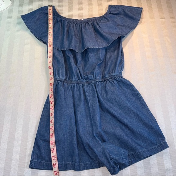 CI SONO Los Angeles Denim Romper Sz Small Off the Shoulder Ruffle Pockets EUC - Picture 8 of 12